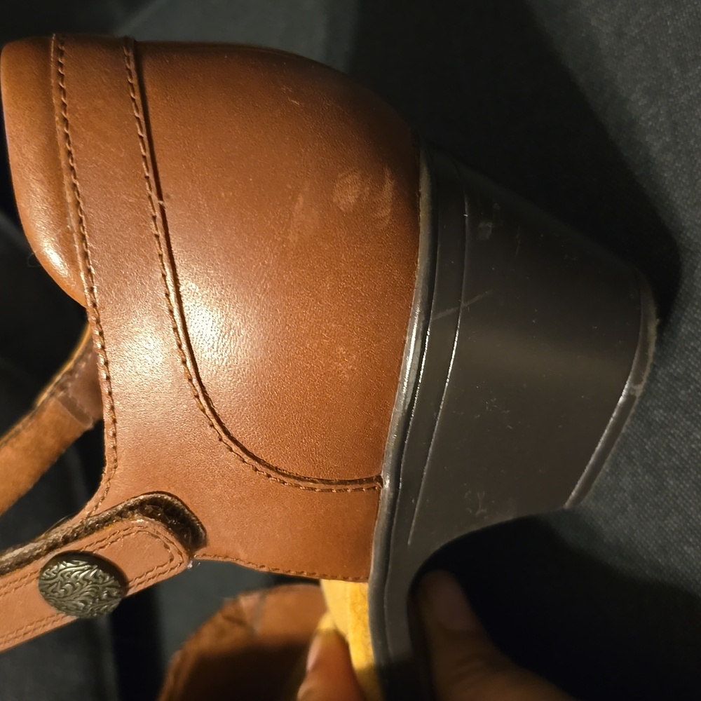 Clarks Brown Leather Women's Shoes with Ankle Strap - Picture 5 of 7